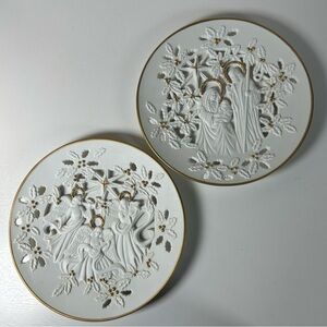Lenox Bisque Porcelain Pierced Plate 24kt Gold Trim Lot Of 2 From 1993/4 holiday